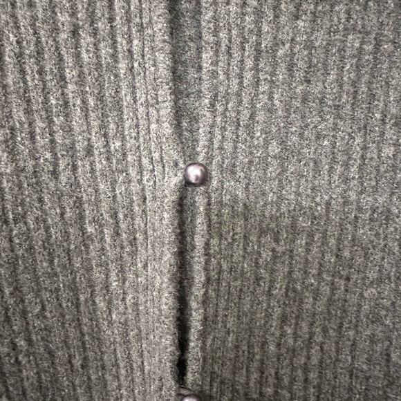 Abercrombie & Fitch Gray Women's Cardigan (medium) - Picture 3 of 4